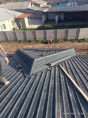 метал угалок: Подшивка потолка и карнизов сайдинг-панелями ПВХ/металл для — 1