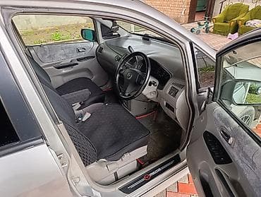 такта раум: Mazda PREMACY: 2001 г., 1.8 л, Автомат, Бензин, Минивэн — 5