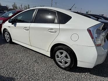 женщин: Toyota Prius: 2011 г., 1.8 л, Автомат, Гибрид, Хэтчбэк — 5