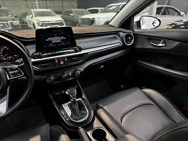 haima 3: Kia Cerato: 2018 г., 1.6 л, Автомат, Бензин, Седан — 7