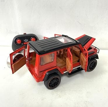 фигурки купить: Радиоуправляемая модель внедорожника (стиллизованный G‑класс), масштаб — 4