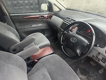 Транспорт: Toyota Ipsum: 2003 г., 2.4 л, Автомат, Газ, Вэн/Минивэн — 3