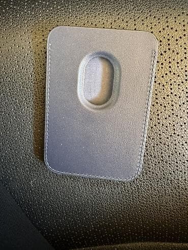 Кожаный кошелёк Apple с MagSafe (оригинал) - Компактный накладной