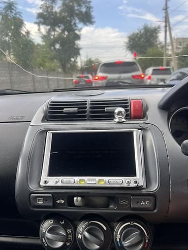 вит жаз: Honda Fit: 2003 г., 1.5 л, Вариатор, Бензин, Хэтчбэк — 7