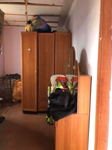 дом с времянкой: Бытовой модуль/вагончик для размещения на участке. Частично утеплён — 5