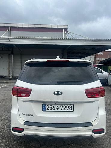 byd w6: Kia Carnival: 2019 г., 2.2 л, Автомат, Дизель, Минивэн — 6