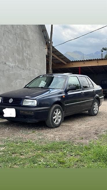 автомобиль венто: Volkswagen Vento: 1994 г., 1.8 л, Механика, Бензин, Седан — 2