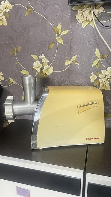 kitchen aid: Продаю на запчасти‼️ Пылесос Samsung 2000W + электрическая мясорубка — 5