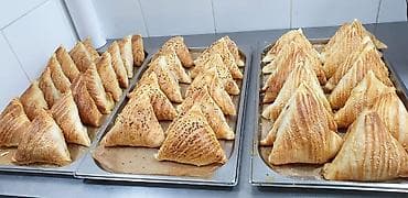 Повар Самсышник. Больше 6 лет опыта at lalafo.kg Повар Самсышник. Больше 6 лет опыта