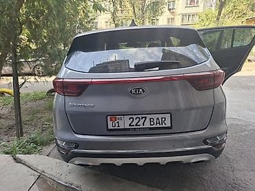 1: Kia Sportage: 2021 г., 1.6 л, Автомат, Дизель, Кроссовер — 9