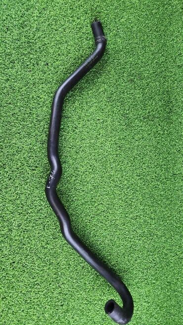 блок предохранителей: Шланг радиатора 6421 6 955 922. Е70 е71 ф15 ф16 Год 2010. В отличном — 3