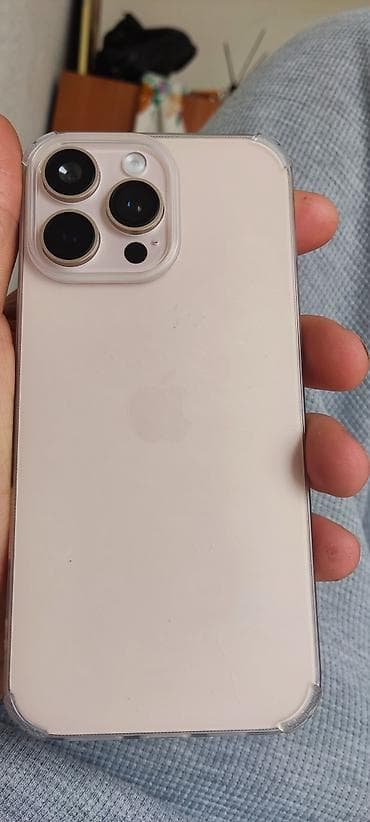 iphone 11 red: IPhone 16 Pro Max, Natural Titanium, Чехол — 4