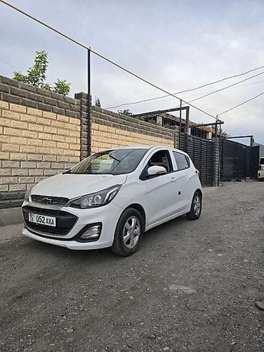 Chevrolet Spark: 2020 г., 0.1 л, Вариатор, Бензин, Хэтчбэк