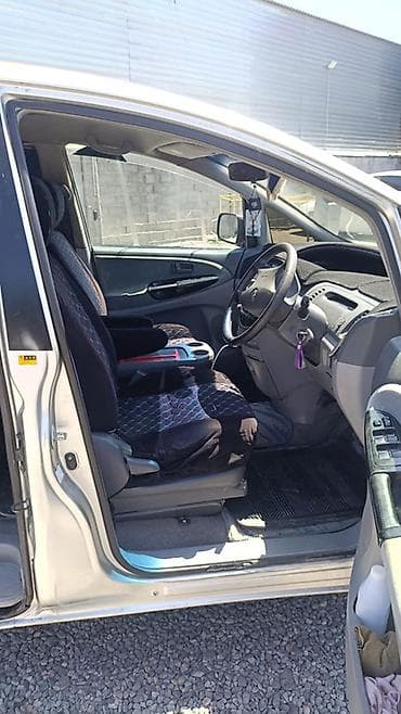 бампер естима: Toyota Estima: 2002 г., 3 л, Автомат, Газ, Минивэн — 10