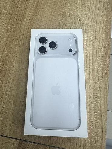 iphone 16 max: IPhone 17 Pro Max, Б/у, 256 ГБ, Серебристый, Коробка, 100 % — 1