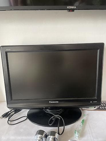 Телевизор Panasonic VIERA, диагональ примерно 19–22". Компактная