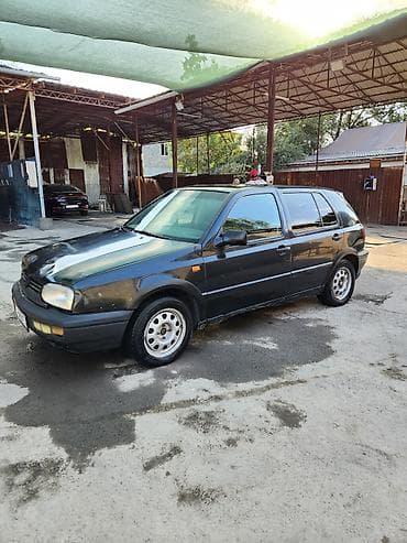 бардачок на гольф: Volkswagen Golf: 1995 г., 1.6 л, Механика, Бензин — 1