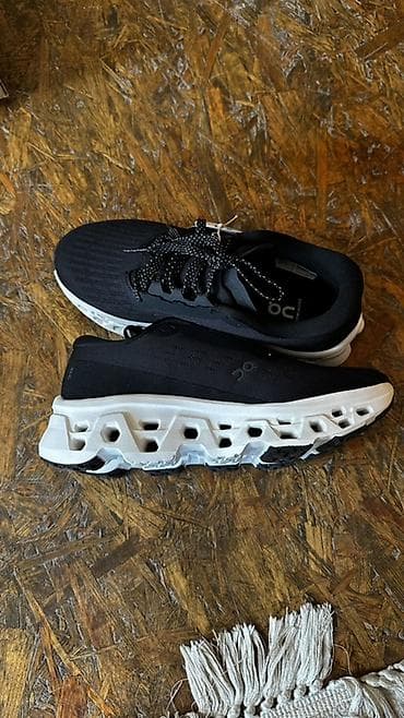 nike react: Кроссовки On Cloudmonster, черные - Бренд: On Running (логотип и — 4