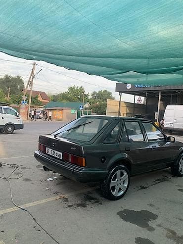 Продажа авто: Ford Escort: 1989 г., 1.4 л, Механика, Бензин, Хэтчбэк — 1