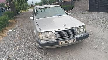 авто вит: Mercedes-Benz W124: 1993 г., 2.2 л, Автомат, Бензин, Седан — 4