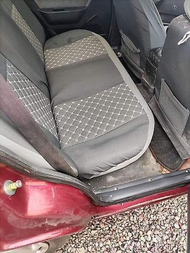 шагыл сокулук: Daewoo Nexia: 2012 г., 1.5 л, Кол менен иштөөчү, Газ, Седан — 6