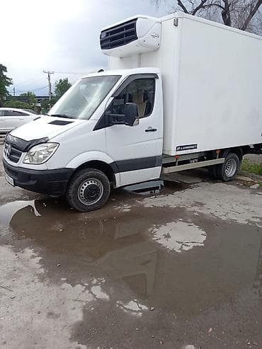 серв 2: Рефрижераторный фургон Mercedes-Benz Sprinter обем 2.7 борт длина 3.80 — 3