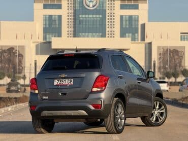 капот на аккорд: Chevrolet Tracker: 2020 г., 1.4 л, Автомат, Бензиновая, Кроссовер — 4