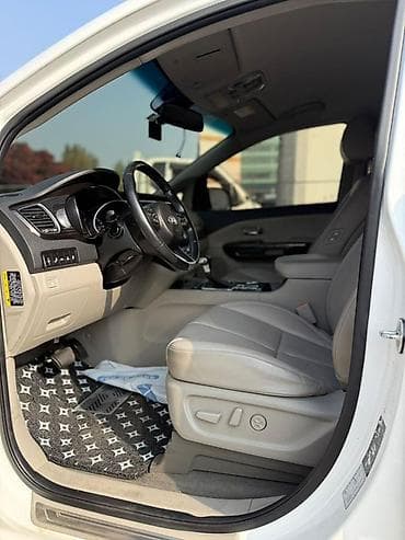 tesla model 3: Kia Carnival: 2020 г., 2.2 л, Автомат, Дизель, Минивэн — 3