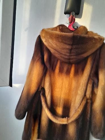 с мехом чернобурка с: Шуба, По колено, Канада, С капюшоном, 2XL — 6