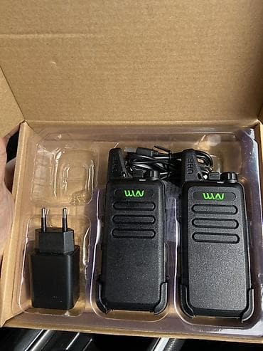 Техника и электроника: Набор из двух портативных раций UHF Комплектация: - 2 рации (UHF, на — 1