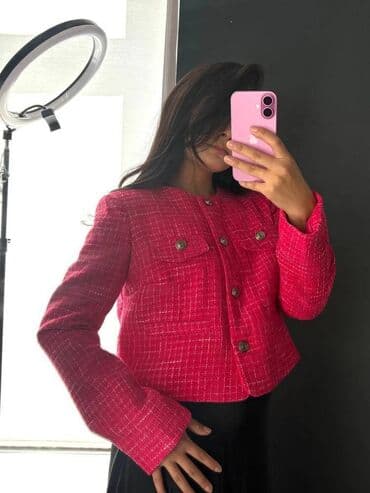 пиджаки женские бишкек: Продаю пиджаки: При покупке, оплату производите на Мбанк,товар — 13