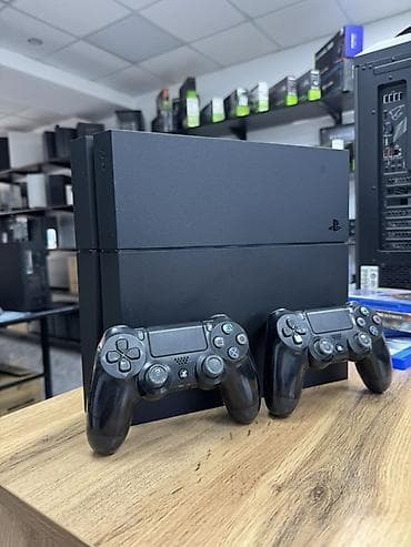 controller ps3 original: PlayStation 4 (стандартная версия, черная) Комплектация: - консоль — 1