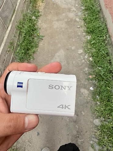 Экшн‑камера Sony FDR‑X3000 4K - Съемка в 4K, оптика ZEISS Tessar. - — 2