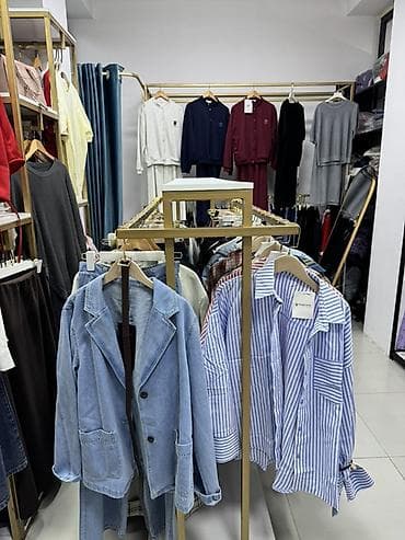 стойки для магазина: Кронштейн Для одежды, Материал: Металл, На колесах, Новый — 5