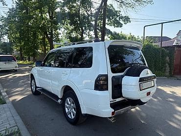 padjero junior: Mitsubishi Pajero: 2011 г., 3 л, Автомат, Бензин, Внедорожник — 4