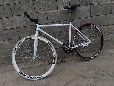 Охота и рыбалка: Шоссейный велосипед, Рама M (156 - 178 см), Б/у — 1
