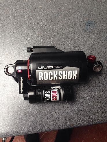 Велозапчасти: Продам под восстановление мертвый амортизатор RockShox Vivid Air R2С — 2