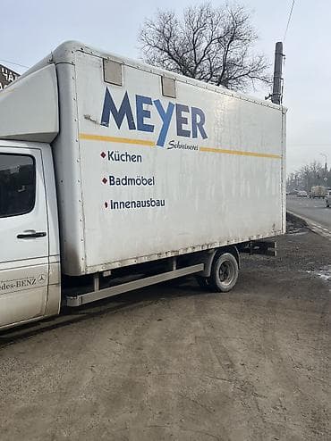 кресло спринтер: Буйрутма берүү Мерседес жүк ташуучу спринтер, Көчүү, Жүк ташуучу жумушчусу менен — 1