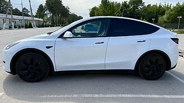 Tesla: Tesla Model Y: 2024 г., Автомат, Электромобиль, Кроссовер — 6