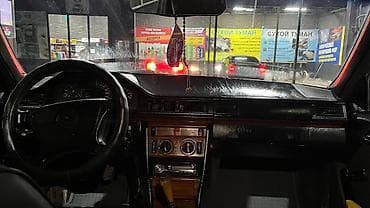 лабо купит: Mercedes-Benz 220: 1994 г., 2.2 л, Механика, Бензин, Хэтчбэк — 9