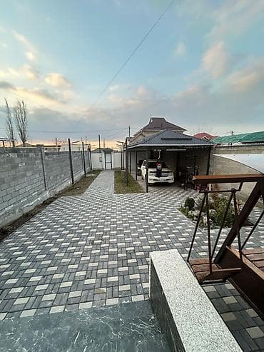 новый дом чон арык: Сдается новый двухэтажный дом в районе Чон-Арык. 📍 Участок — 4 сотки — 9