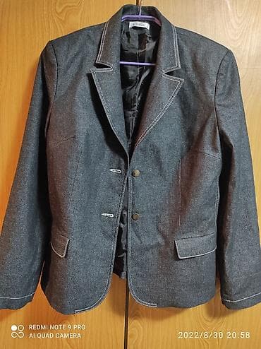 Брючные костюмы