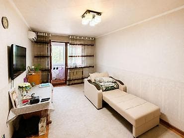 в кафе музыкант: 1 комната, 33 м², Евроремонт — 4