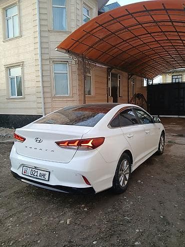 хендай кона 2018: Hyundai Sonata: 2018 г., 2 л, Автомат, Газ, Седан — 4