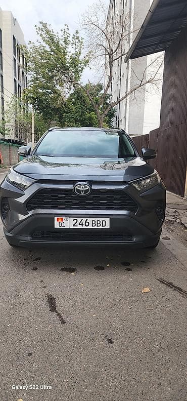 Toyota RAV4: 2019 г., 2.5 л, Автомат, Бензин, Кроссовер — 1