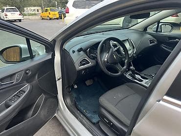 круз шевроле: Chevrolet Cruze: 2018 г., 1.4 л, Автомат, Бензин, Хэтчбэк — 4