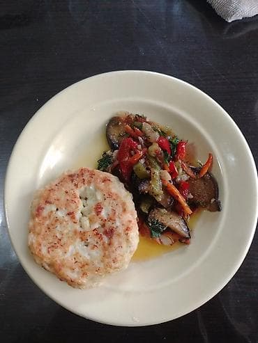 бедра: Пансион предоставляет квалифицированный уход за пожелыми и больными — 10