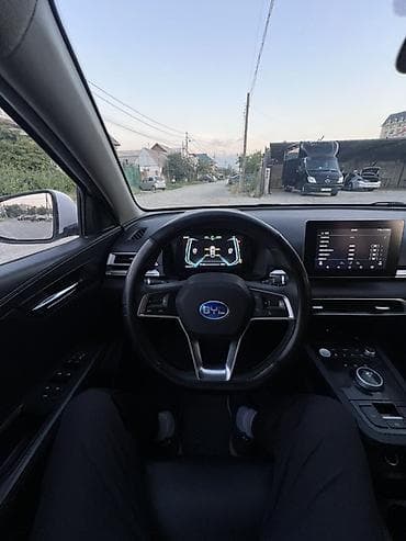 byd han ev: BYD E3: 2020 г., Робот, Электромобиль, Седан — 4
