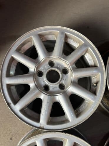 продаю титан диск на ниву: Литые Диски R 15 Audi, Комплект, отверстий - 5, Б/у — 7