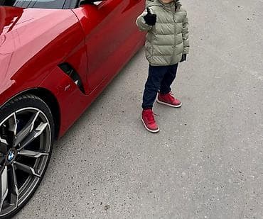 Оригинал джорданы 28 размер, покупали зарубежом Носили мало, так как